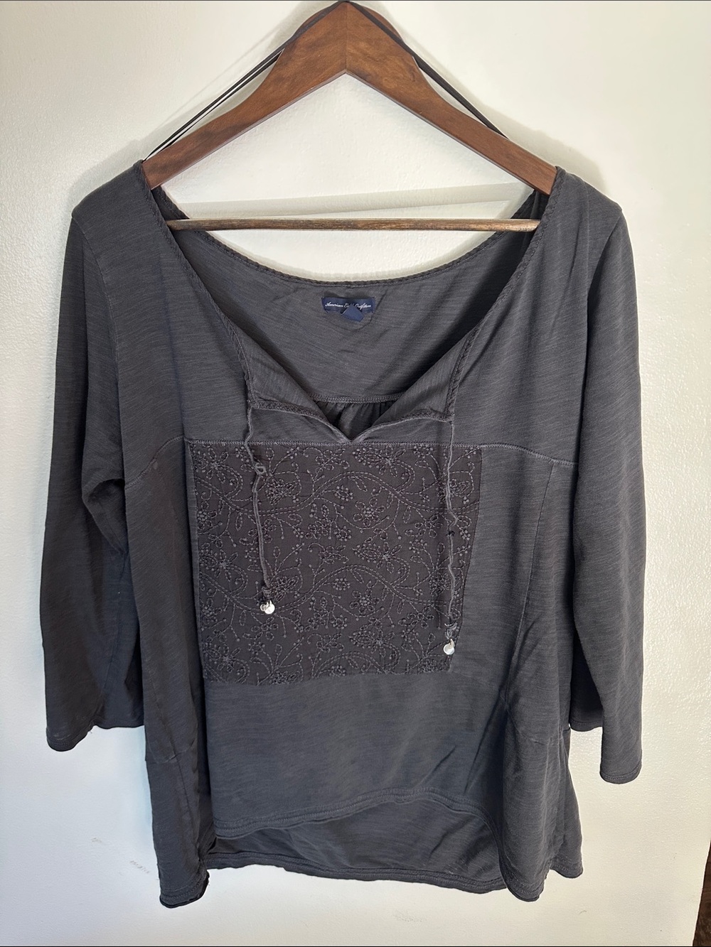 American Eagle Outfitters Charcoal Embroidered V-Neck Pullover